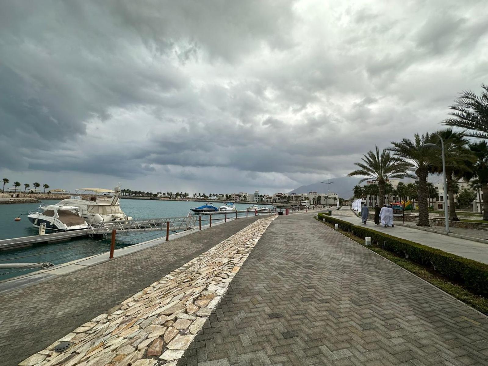 Magical Marina View Alsifah Oman Apartment